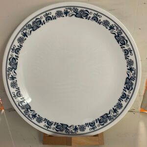 Vintage 1972 10 1/4” Old Town Blue Blue Onion Corelle by Corning dinner plate